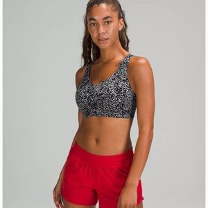 Lululemon Enlite Weave-Back Bra (tan)